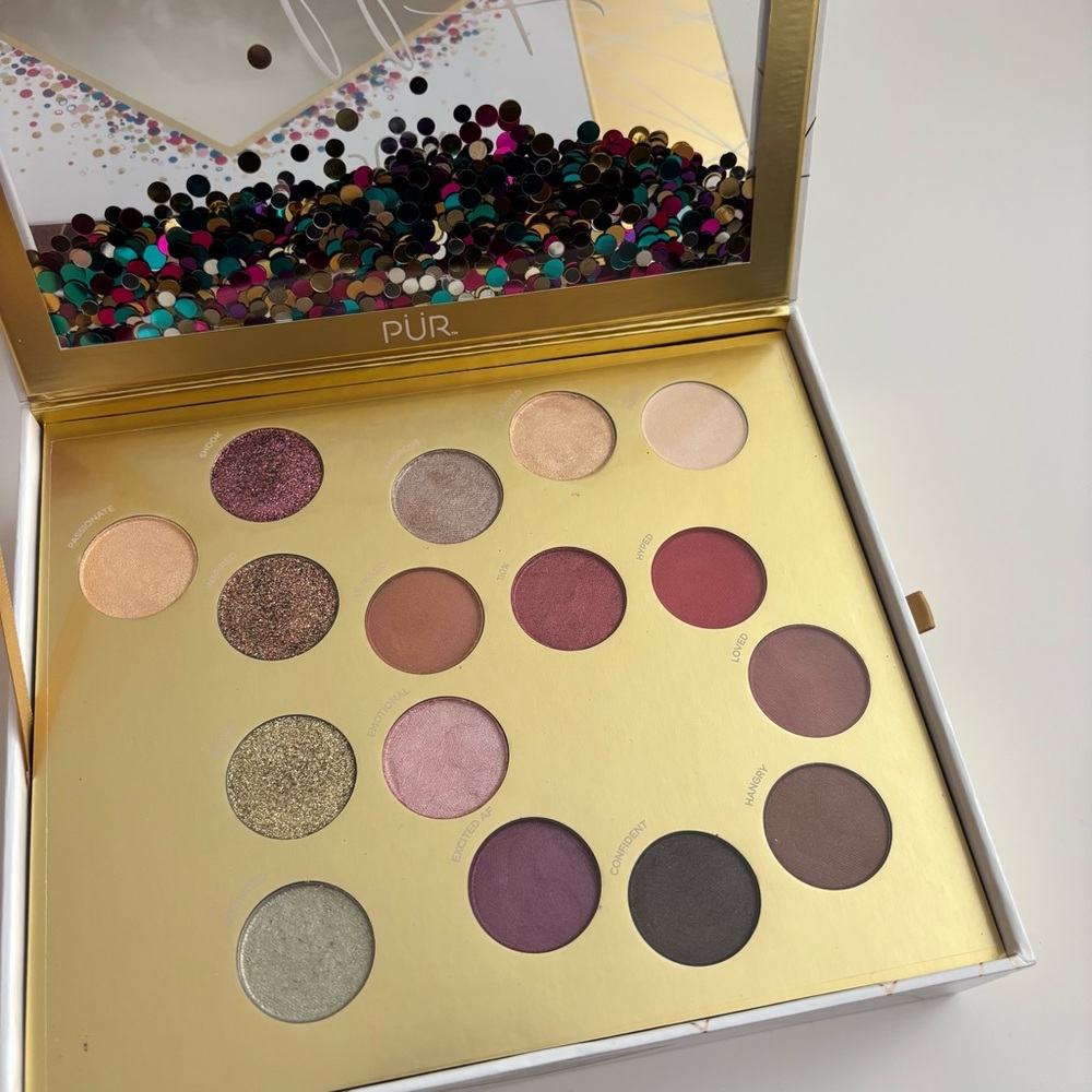 pur cosmetics celebrate your selfie set